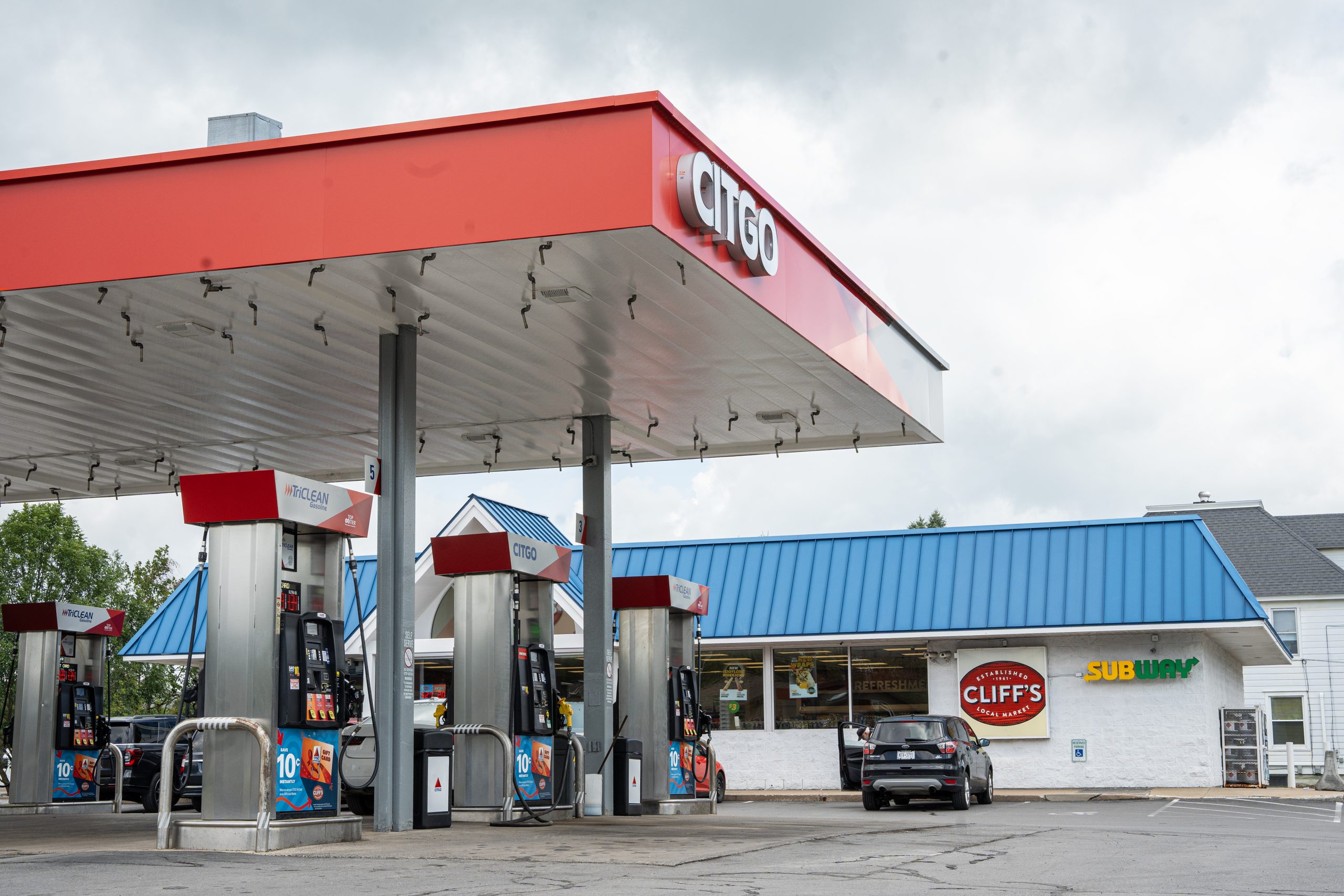 Herkimer Cliff's — Cliff's Local Market